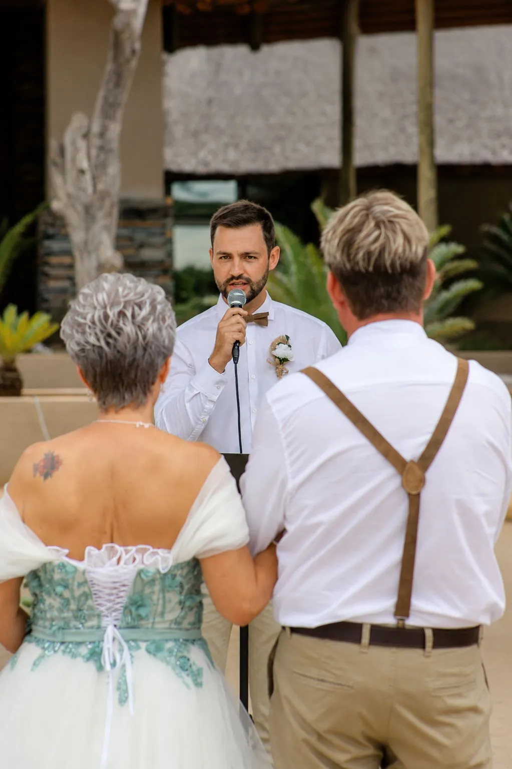 Abraham Smit officiating an outdoor wedding ceremony